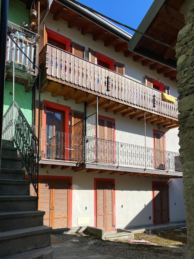 Mansarda Corno D'Aola Apartman Ponte Di Legno Kültér fotó